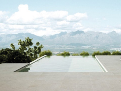 Scandi Roc St. Tropez Beckenrandsteine am Poolrand