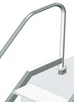 Seitenansicht der montierten Einbautreppe