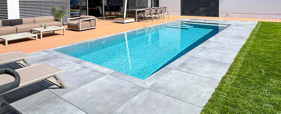 Fertig-System Polypropylen-Pool (PP) mit Anti-Rutsch-Fläche und nahezu wartungsfrei