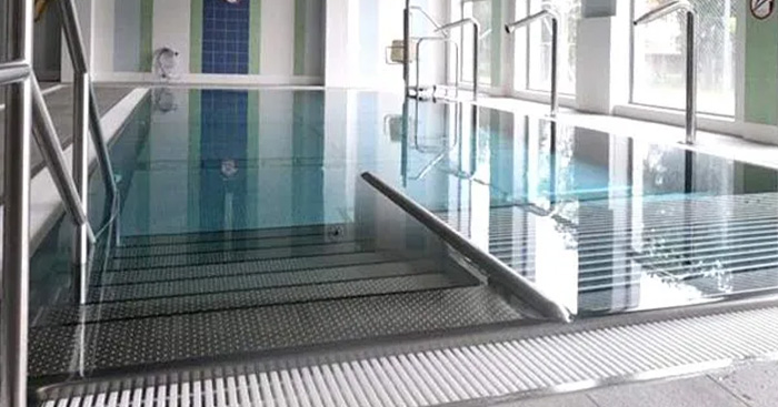 Hallenbadplanung & Schwimmhallenbau für Medical Wellness