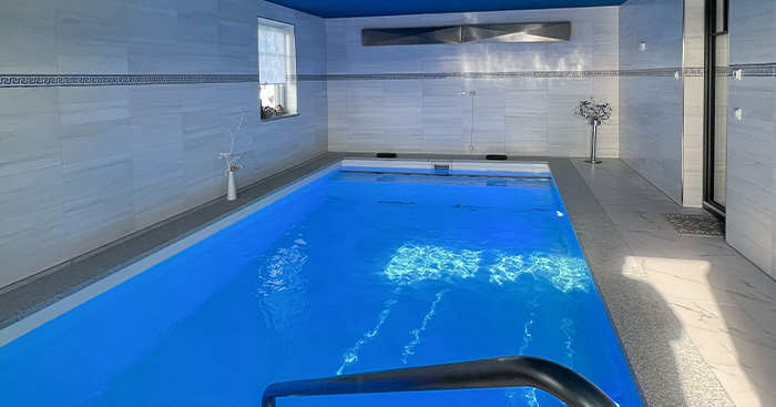 Hallenbadplanung & Schwimmhallenbau für den privaten Bereich