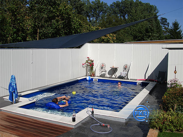 Badevergnügen Schwimmbad