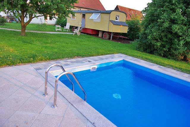 Edelstahlleiter Schwimmbecken