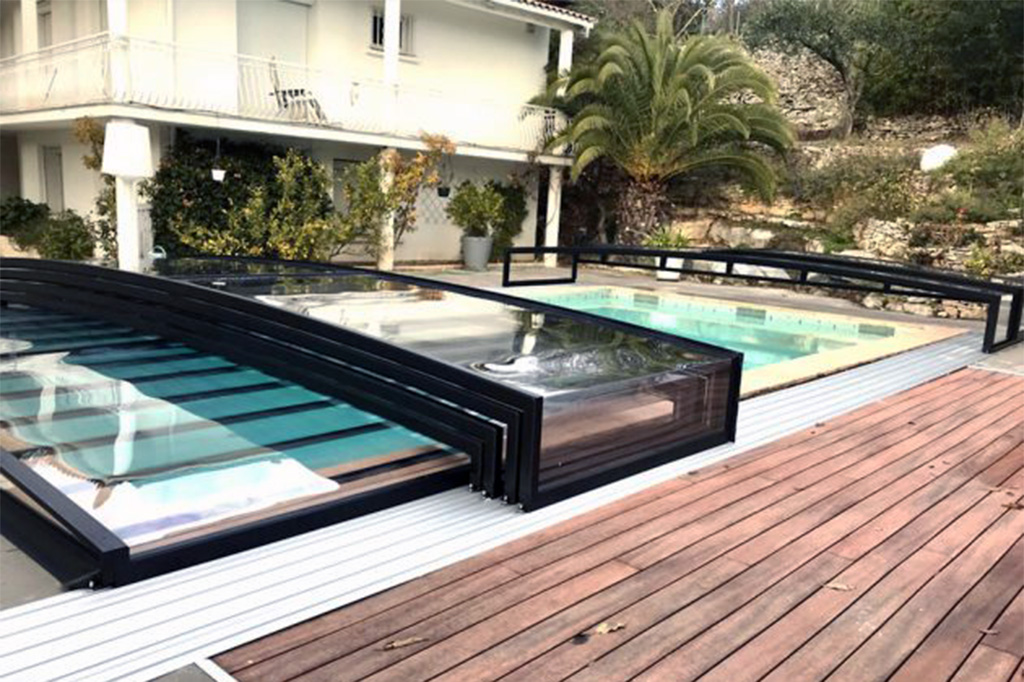 Flaches Pooldach Aluna® Exclusive Line