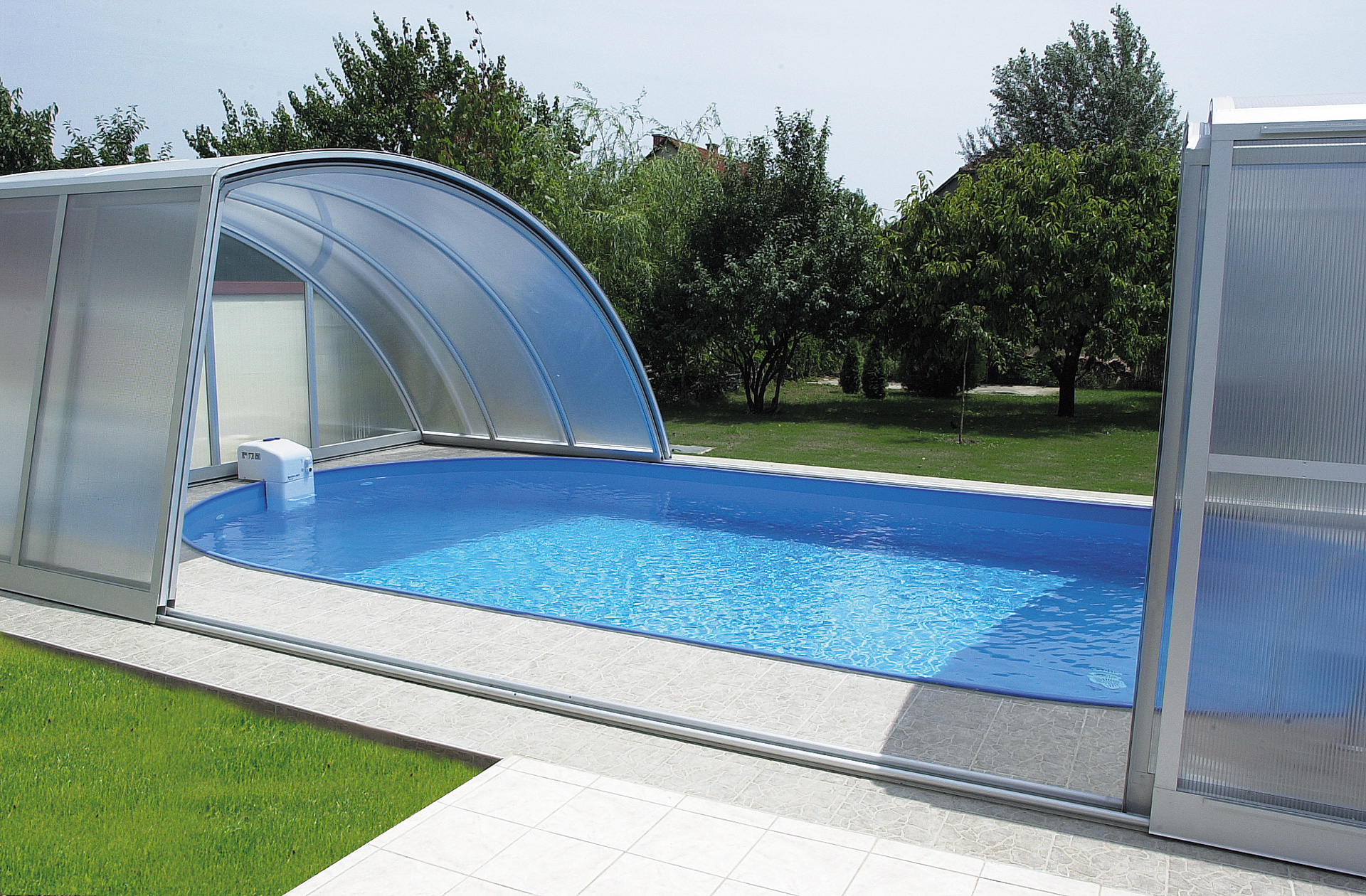 novacomet Practic Plus Schwimmbad Schiebehalle